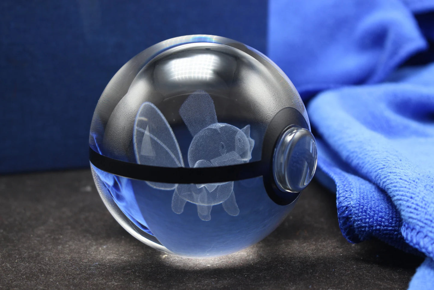 Mudkip Large Crystal Pokeball 3D Laser Engraving